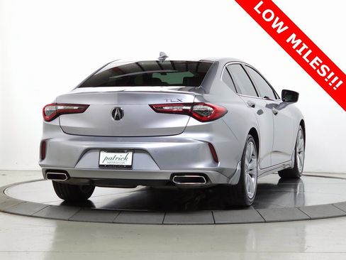 Used 2022 Acura TLX w/ Technology Package image 11