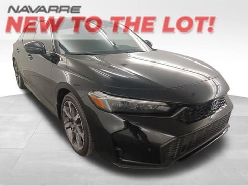 Used 2025 Honda Civic Sport image 1