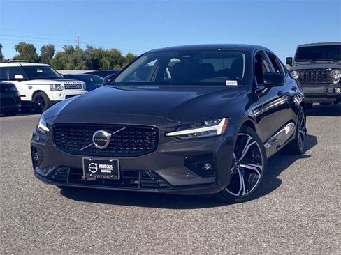 Certified 2023 Volvo S60 B5 Core w/ Climate Package image 3