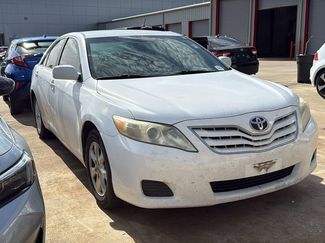 Used 2011 Toyota Camry LE w/ LE Extra-Value Pkg video 2