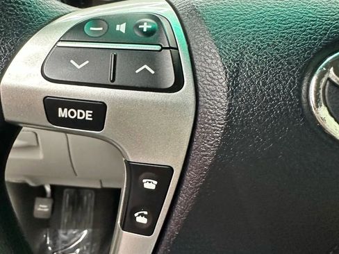 Used 2013 Toyota Highlander SE image 13