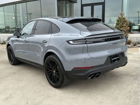 New 2026 Porsche Cayenne Coupe image 3