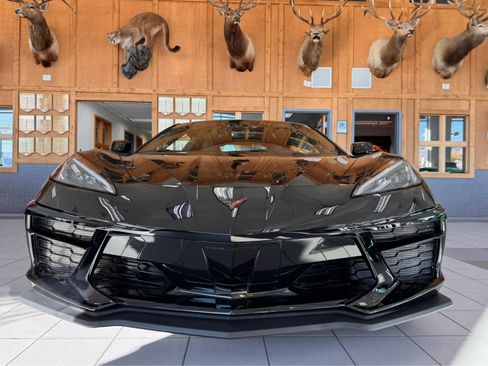 Used 2025 Chevrolet Corvette Stingray Coupe w/ 1LT image 6