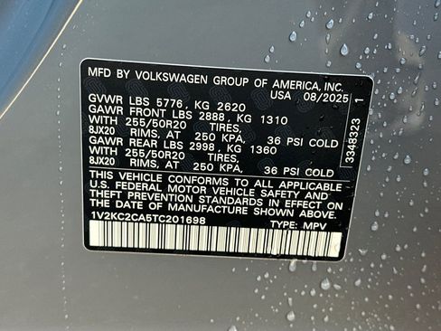 New 2026 Volkswagen Atlas Cross Sport SE image 29