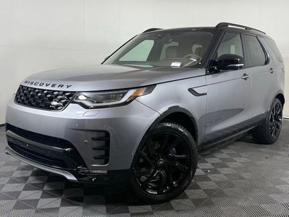 New 2025 Land Rover Discovery Dynamic SE
