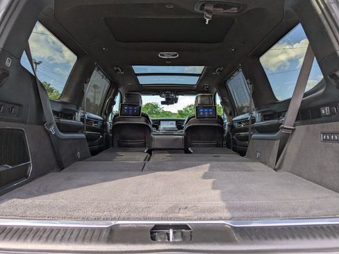 Used 2022 Jeep Grand Wagoneer Series II w/ Convenience Group III AWD/4WD image 57
