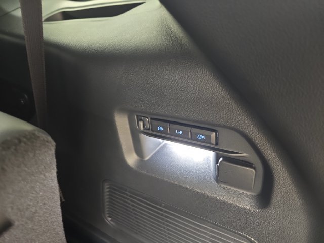 Used 2026 Ford Explorer ST AWD/4WD image 18