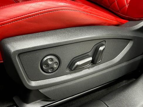 Used 2019 Audi SQ5 Premium Plus w/ Premium Plus Package image 18