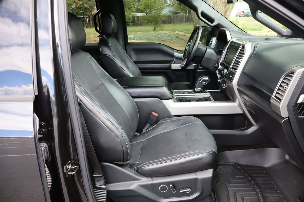 Used 2015 Ford F150 Lariat AWD/4WD image 22