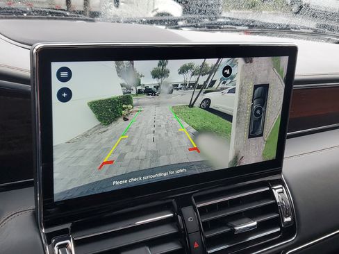 Used 2023 Lincoln Navigator Black Label image 30