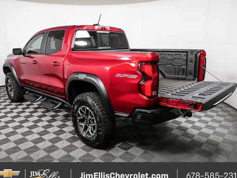 New 2026 Chevrolet Colorado ZR2 w/ Technology Package AWD/4WD image 33