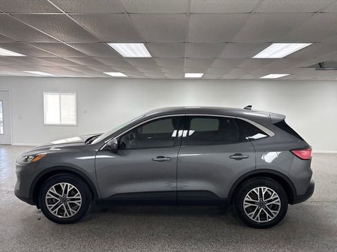 Used 2022 Ford Escape SEL w/ Technology Package image 4