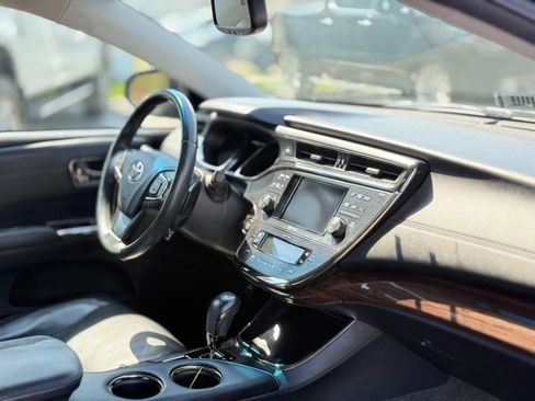Used 2013 Toyota Avalon Limited FWD image 14