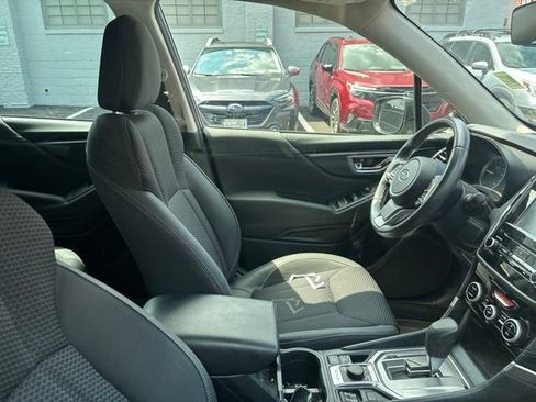 Used 2023 Subaru Forester Premium AWD/4WD image 10