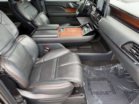 Used 2023 Lincoln Navigator Black Label AWD/4WD image 31