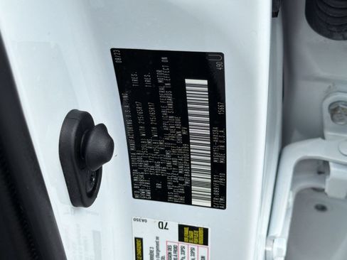 Certified 2023 Toyota Corolla Cross AWD Hybrid image 28