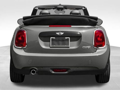 Used 2018 MINI Cooper Convertible image 6