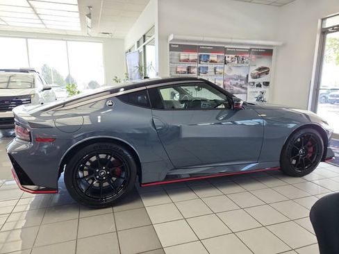New 2026 Nissan Z NISMO w/ Floor Mat Package RWD image 2