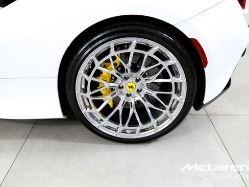 Used 2023 Ferrari F8 Tributo RWD image 29