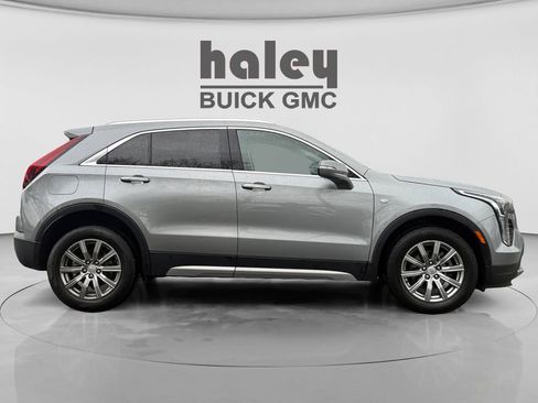 Used 2023 Cadillac XT4 Premium Luxury image 6