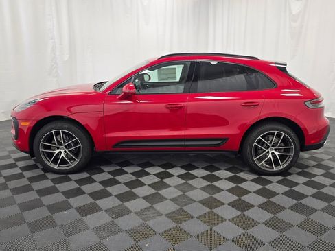 New 2026 Porsche Macan image 2