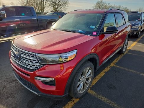 Used 2021 Ford Explorer Limited w/ Equipment Group 301A image 1