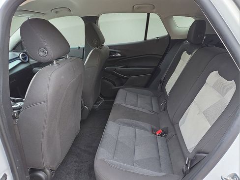 Used 2024 Chevrolet Trax LS image 19