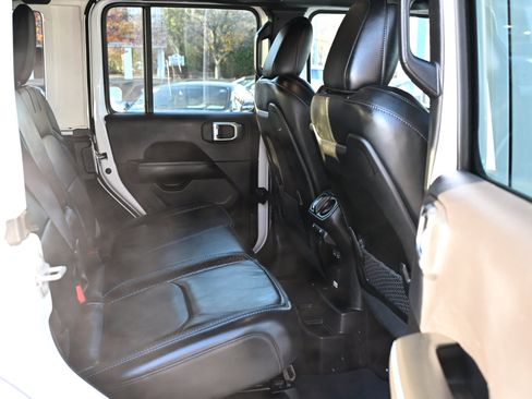 Used 2024 Jeep Wrangler High Altitude image 37