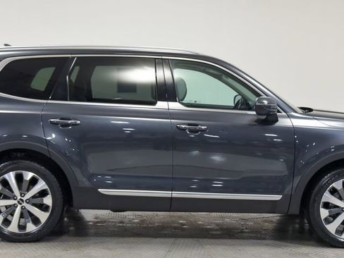Used 2022 Kia Telluride S image 11