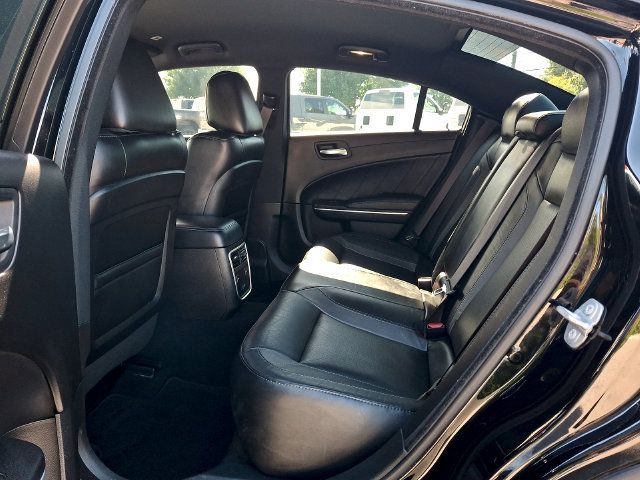 Used 2022 Dodge Charger SXT w/ Plus Group RWD image 10