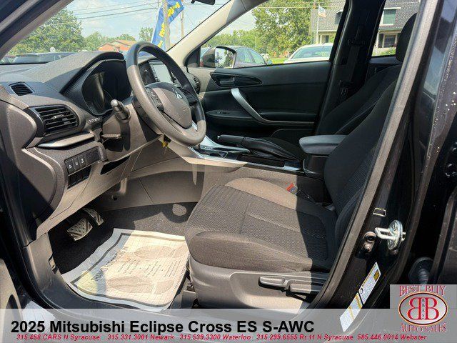 Used 2025 Mitsubishi Eclipse Cross ES AWD/4WD image 10