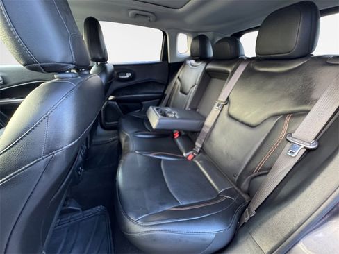Certified 2019 Jeep Compass Limited image 28