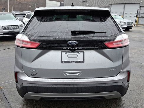 Used 2024 Ford Edge SEL image 5