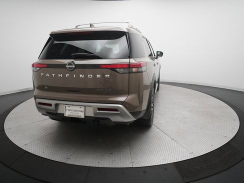 Certified 2024 Nissan Pathfinder Platinum w/ Cargo Package image 37