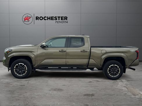 Certified 2024 Toyota Tacoma TRD Sport AWD/4WD image 2