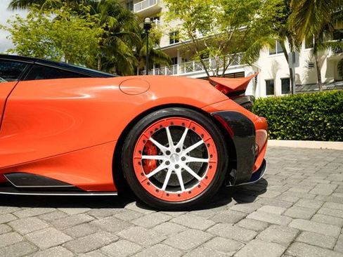 Used 2021 McLaren 765LT image 16
