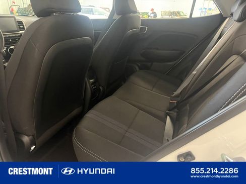 Used 2026 Hyundai Venue SEL FWD image 24