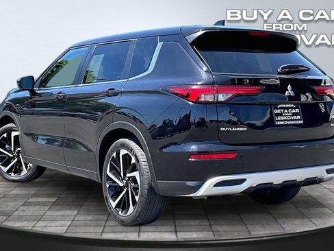 Used 2024 Mitsubishi Outlander SE AWD/4WD image 2
