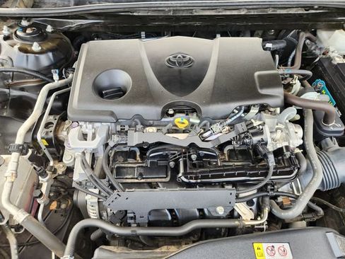 Used 2021 Toyota Camry XSE FWD image 21