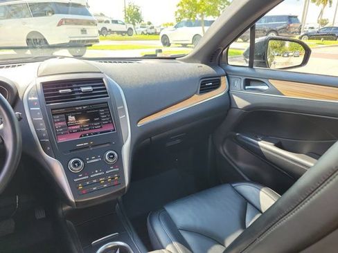 Used 2015 Lincoln MKC AWD w/ Equipment Group 101A Select image 21