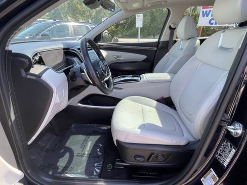 Certified 2024 Hyundai Tucson Limited AWD/4WD image 11