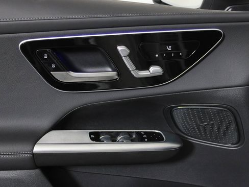 Certified 2025 Mercedes-Benz GLC 350e GLC 350e image 12