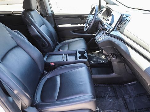 Used 2024 Honda Odyssey Touring image 15