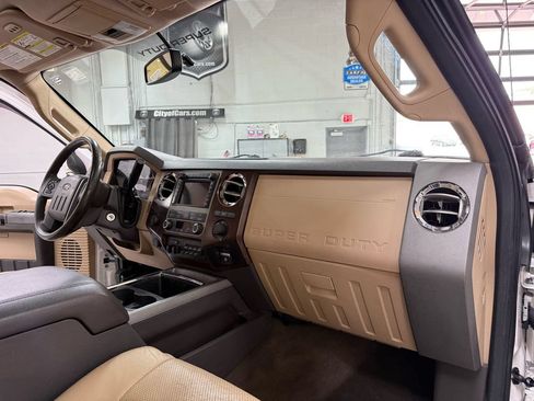 Used 2012 Ford F250 Lariat w/ Lariat Ultimate Pkg AWD/4WD image 16