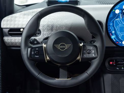 Used 2025 MINI Cooper S FWD image 14