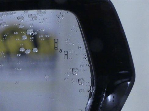 Used 2022 Chevrolet Corvette Stingray 3LT w/ Z51 Performance Package image 34