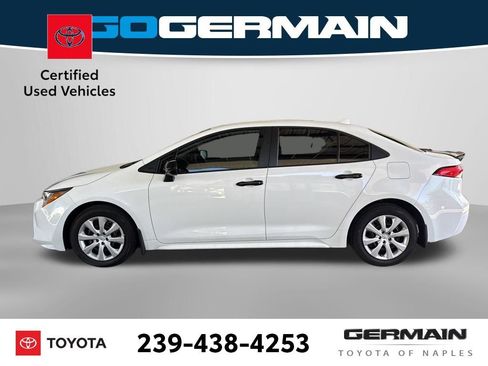 Used 2025 Toyota Corolla LE FWD image 3