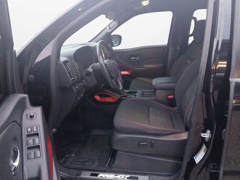 Used 2023 Nissan Frontier PRO-4X w/ Technology Package image 19