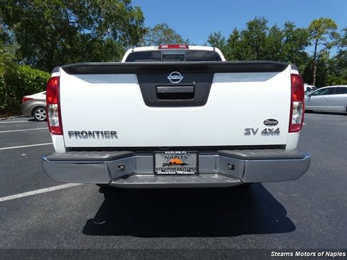 Used 2016 Nissan Frontier SV AWD/4WD image 12