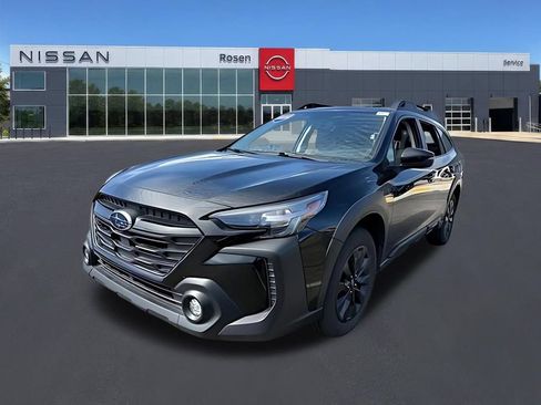 Used 2025 Subaru Outback Onyx Edition AWD/4WD image 6